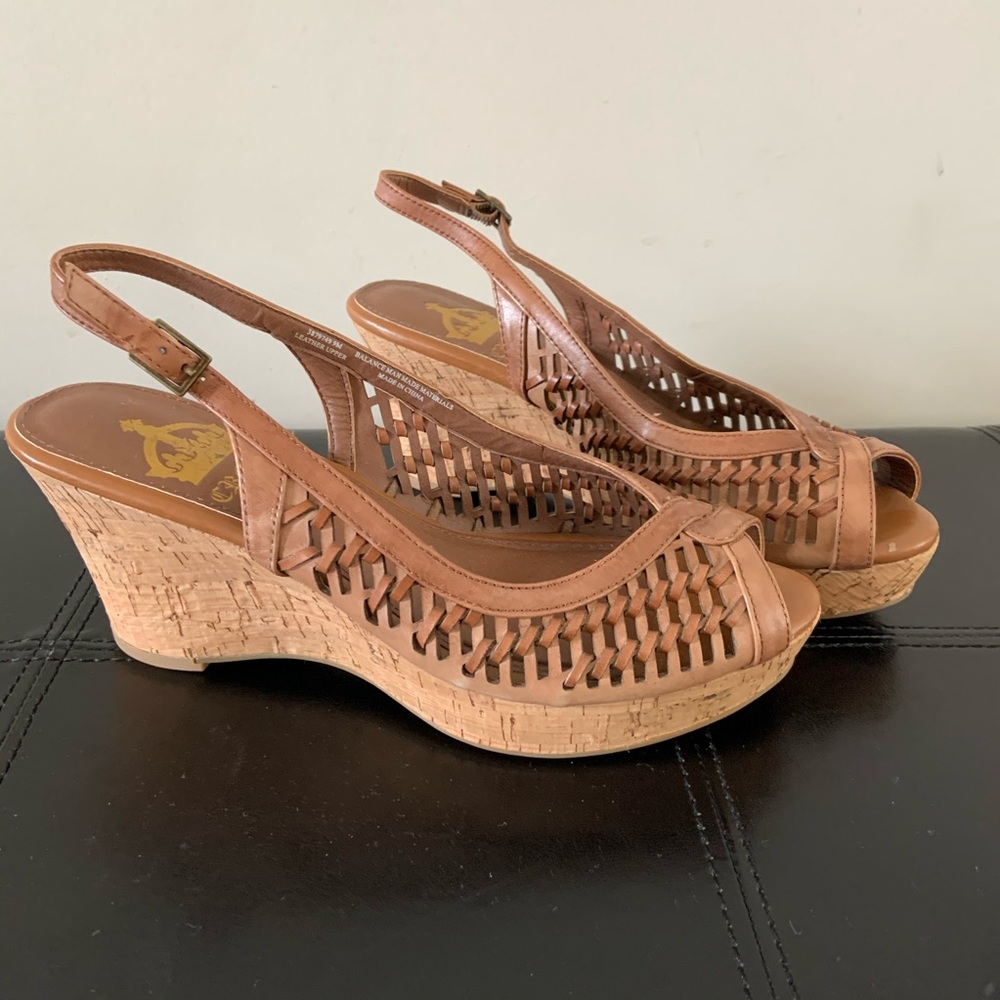EUC boho peep toe wedges